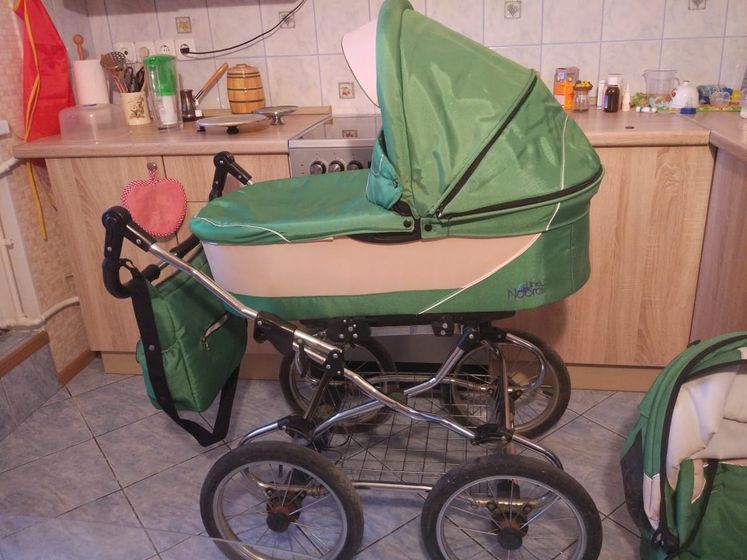 Продаю кроватку с продольным