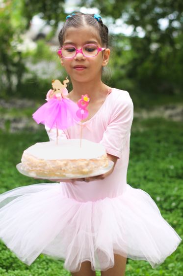 Вот и исполнилось моей Машеньке 8 лет!