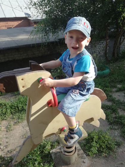 Привет всем, кто нас не забыл))