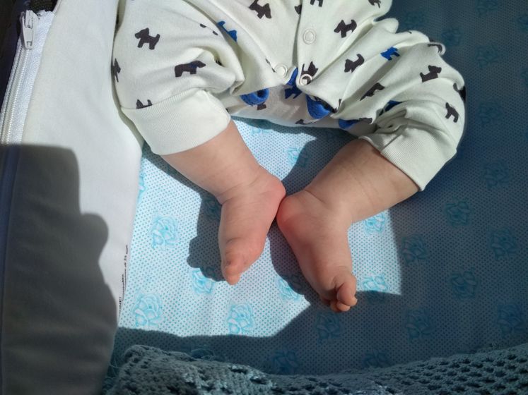 Два месяца моим сладким пяточкам)))😍👣💞💋💋💋