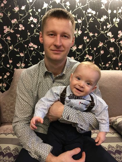 А у нас сегодня годовщина