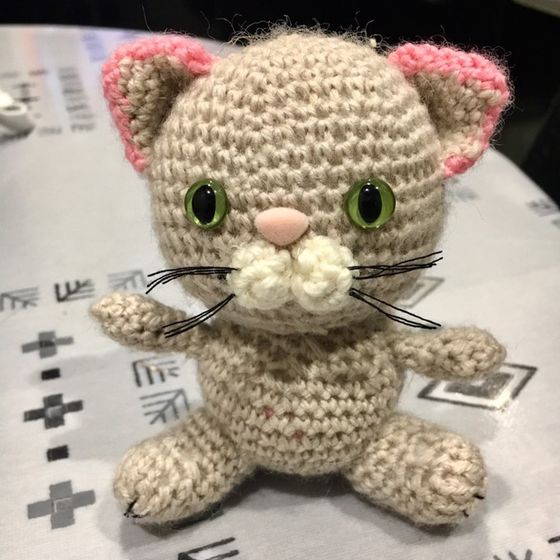 Решила попробовать связать игрушку ?