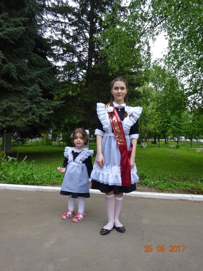 На конкурс. Платья на последний звонок.