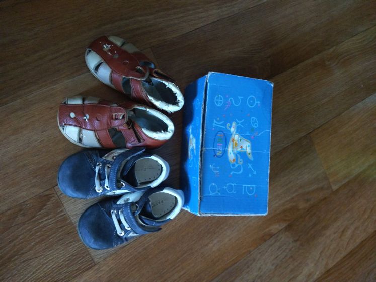 Вещи для девочки на 1-1,5года, накидка на ножки. Балашиха.