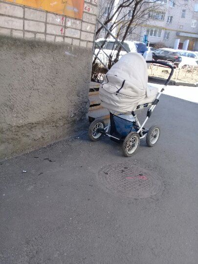 Я мама-наседка?