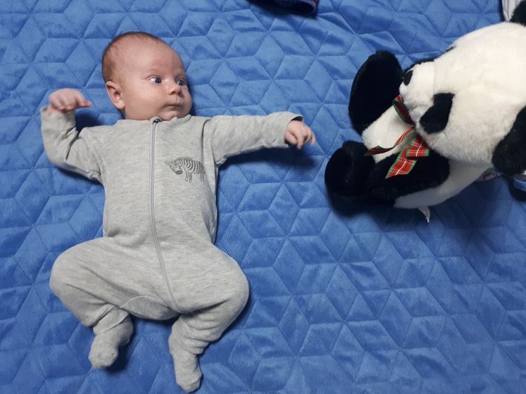 Дамику 6 недель❤