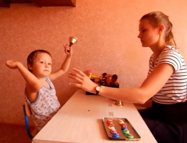Наша история... аутизм (много букв. Первые признаки, диагноз, принятие, общество)