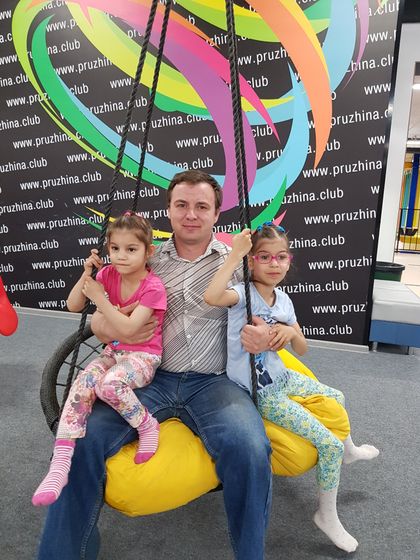 Вот и исполнилось моей Машеньке 8 лет!