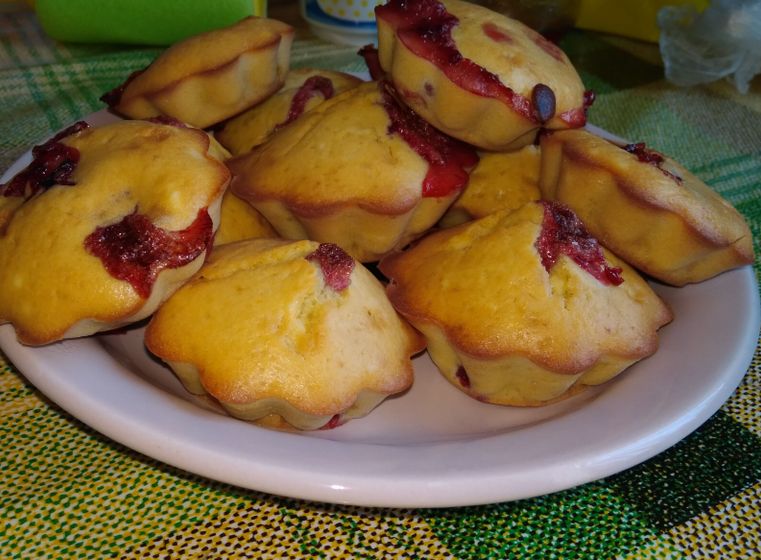 Кексы с джемом