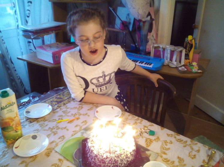 Елизавете 10 лет!!!