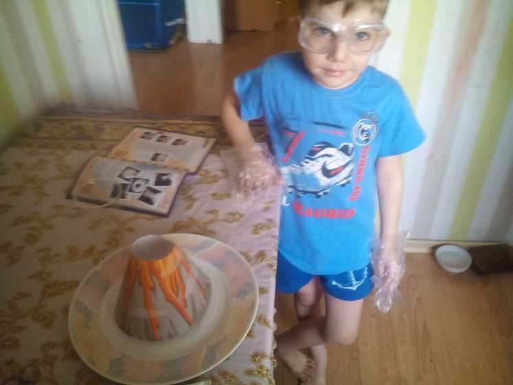 Набор для опытов Сhemistry kids.