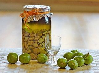 Грецкий орех: Народная медицина