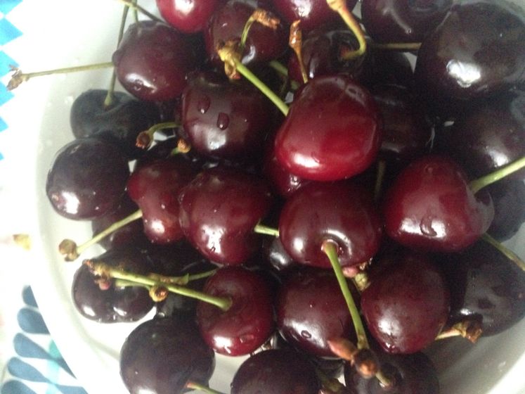И снова вкуснота 😋 🍒🍒🍒 сладкая мммм