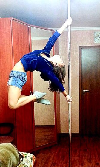Есть тут девочки pole-dance? 😻😻😻