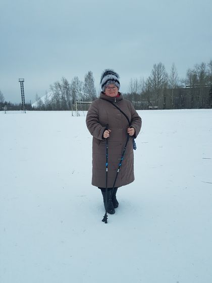 о себе)
