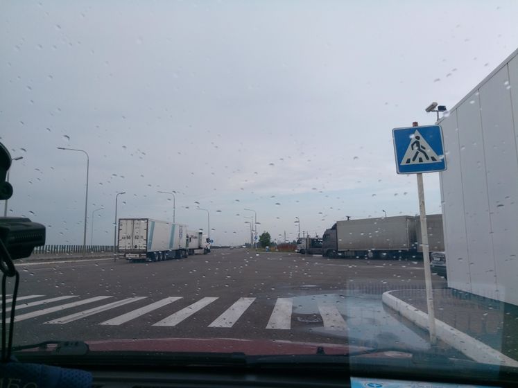 Если бы мне сказали, что на море достаточно пары дней, не поверила бы