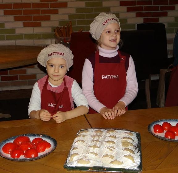 Наши кулинарные мк в ресторане Бастурма