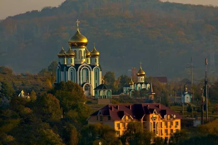 Знакомство со своим городом)))