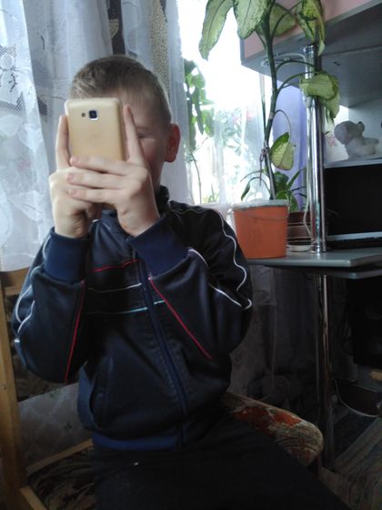 шум и гам, тут и там