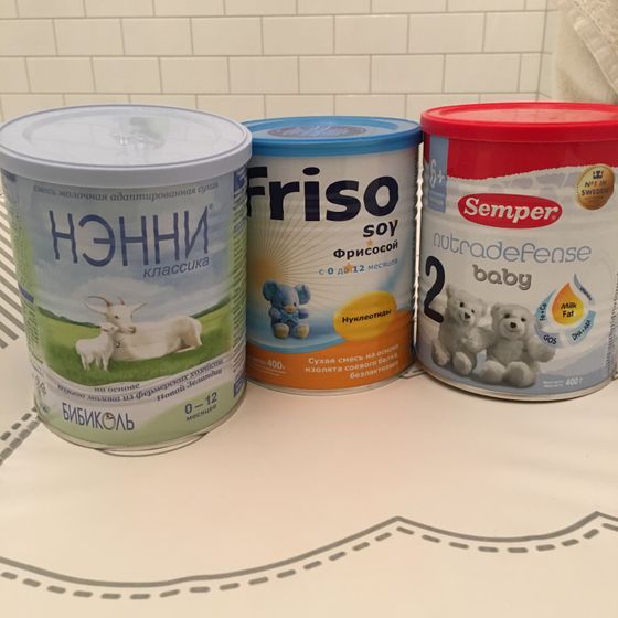 Отдам запечатанные молочные смеси