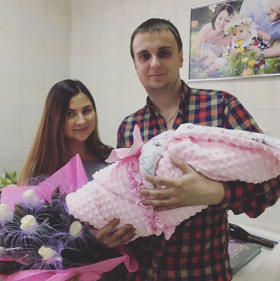 На сколько лет мы с мужем выглядим?