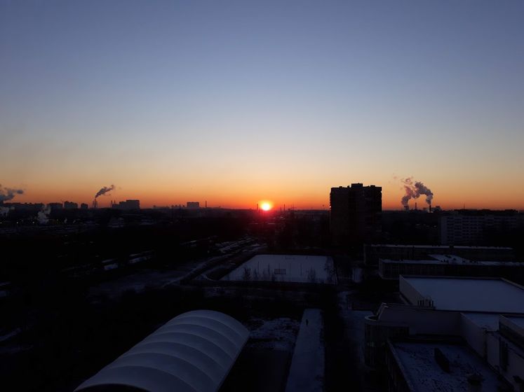 Здравствуй, небо в облаках.