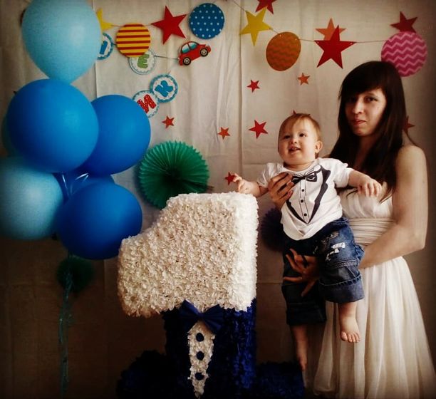 Годик!😊😘😍