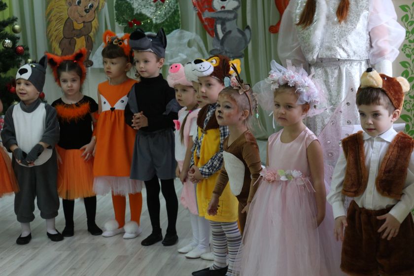Новогодняя сказка в садике
