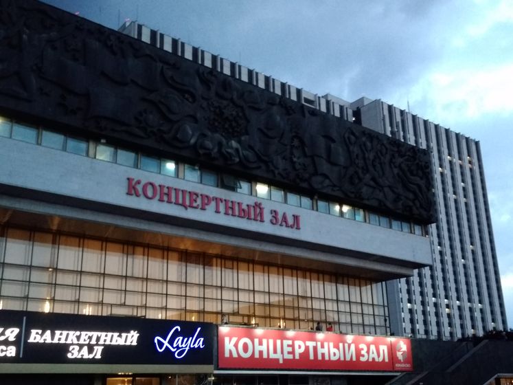 "Только для женщин" шоу под дождём, театр "Искушение" (22.09.18).